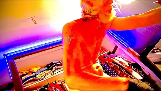 Istri nakal pengen dientot sama kontol besar