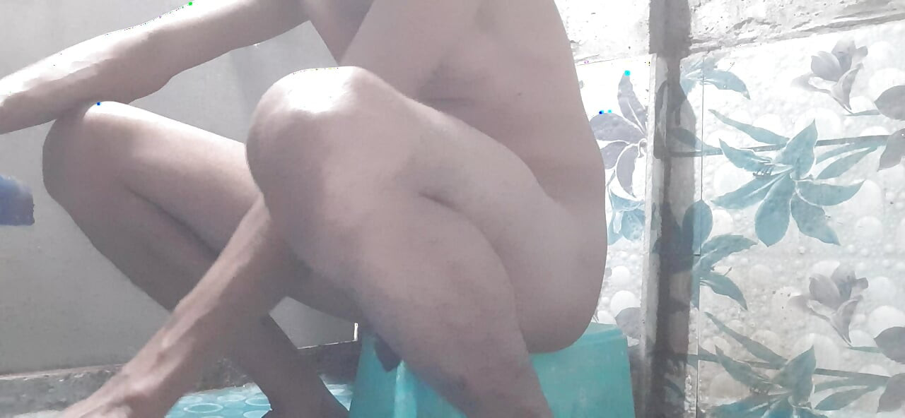 Bilik air - Lelaki India