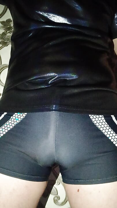 Ballbusting With Cola Bottle