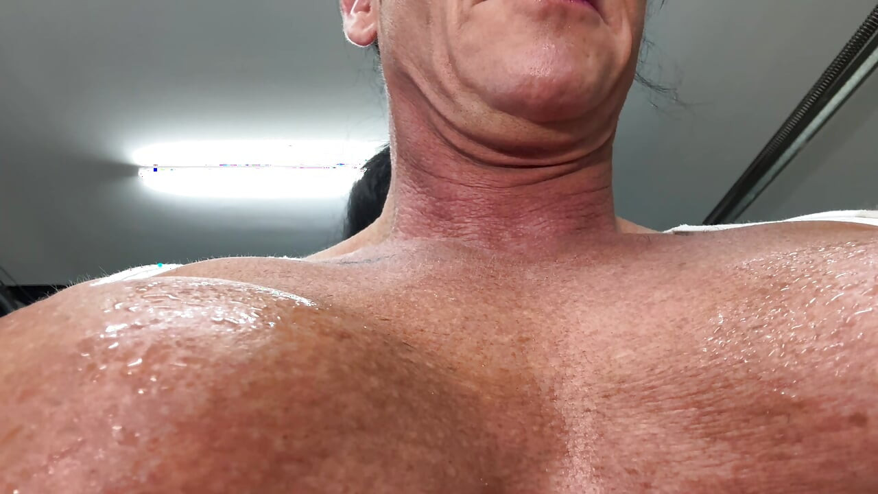 Cuck Vitamin Overdose:kandys Post Consumption Muscle Power