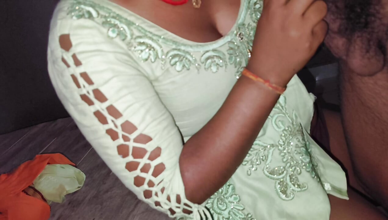 Desi Village Teen Girl Tight Pusssy Outdoor Hard Sex Video, India Beutiful Teen Girl Outdoor Xxx videos hard fuck
