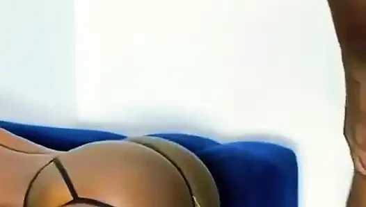 Üç Adam Iş Başında Sikişiyor...