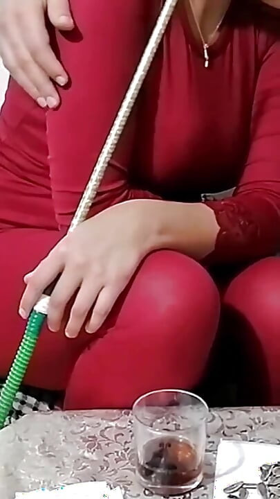 Macecha čichá její sperma tanga - to není táta, je to tvoje kurva nálož!