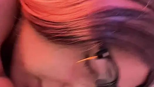 Мой старший сводный брат сосёт мою тугую вагину и наполняет меня молоком