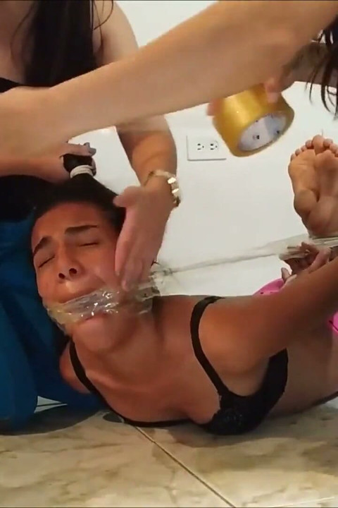 Làm nhục Hogtape vô tâm