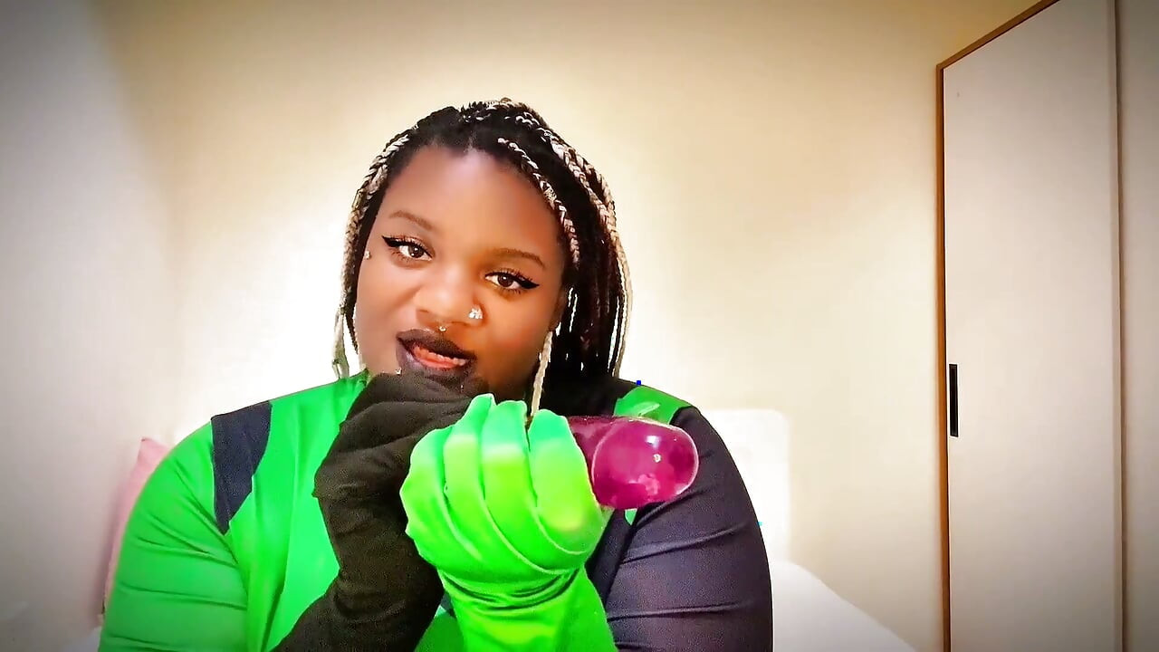 Shego Knows Your Secret: Bi Encouragement Femdom