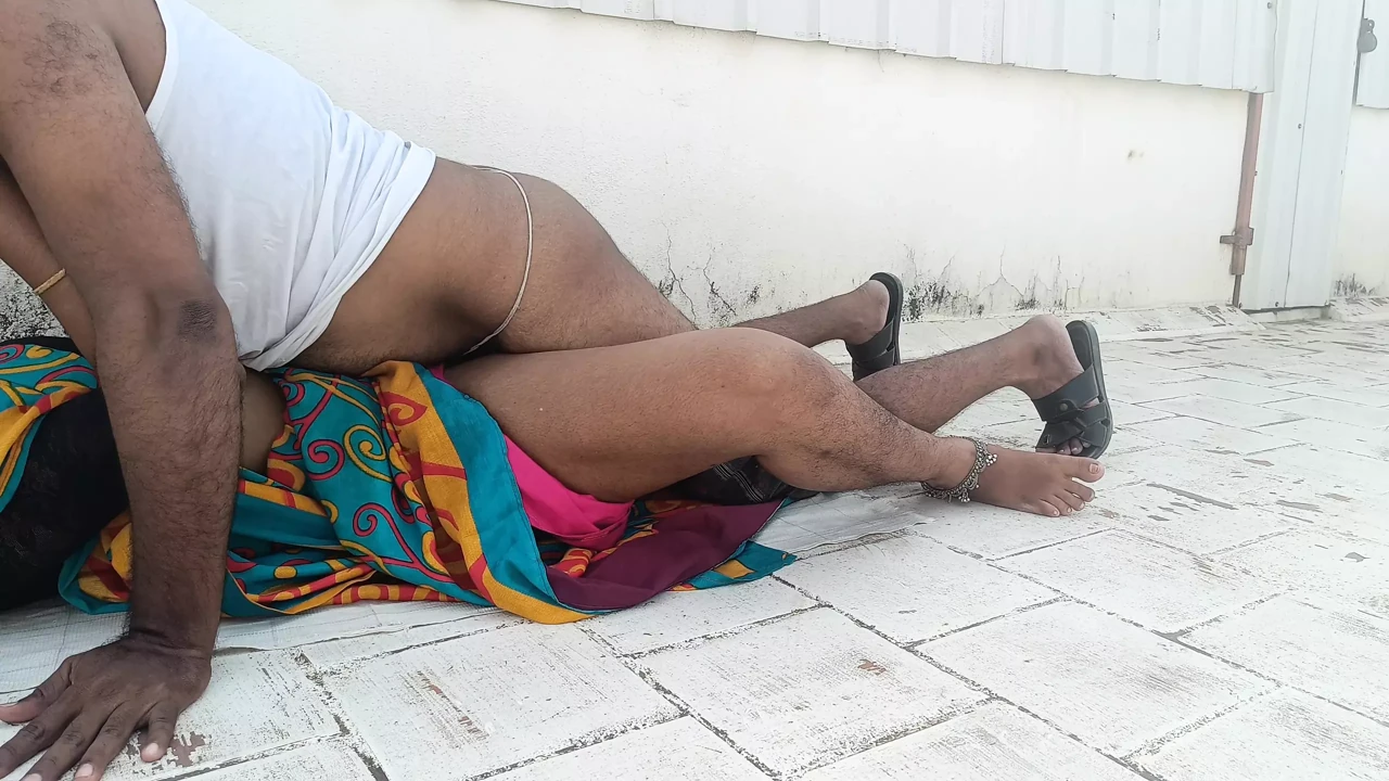unmarried men fucking married women in terrace