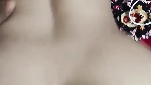 Tante cantik telugu india lagi asik ngentot gaya doggy sambil pakai kain sree