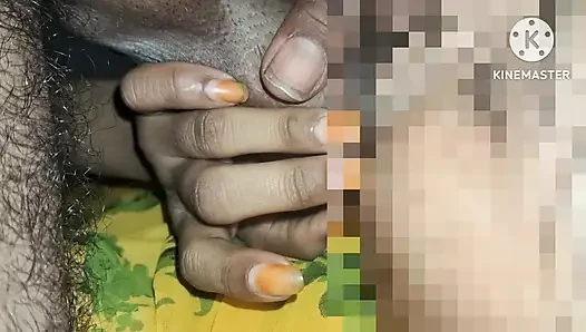 The husband took out water in the mouth of the village sister-in-law.
