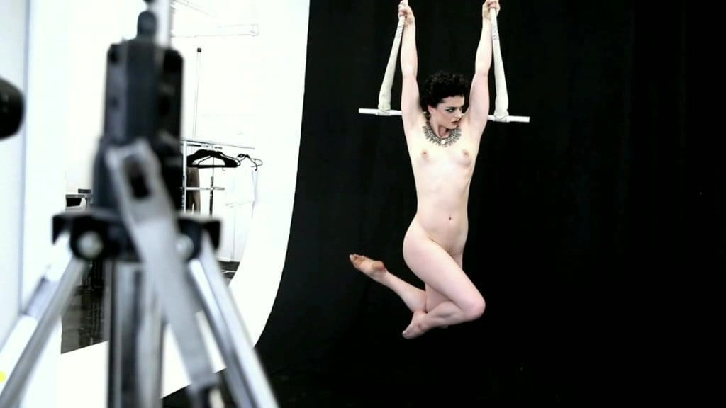 Circus Swing