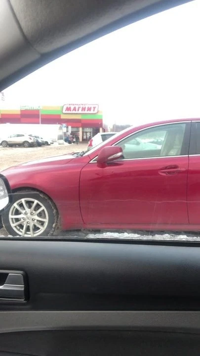 Faggot cum in car on parking