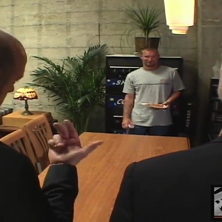 セックスにふさわしい:ボーイ・ニーズ・ア・レッスン