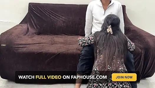 Ibu tiri sahabatku punya toket aduhai yang aduhai