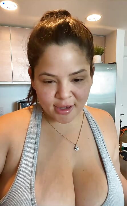 Live-Stream mit Dani Valentina