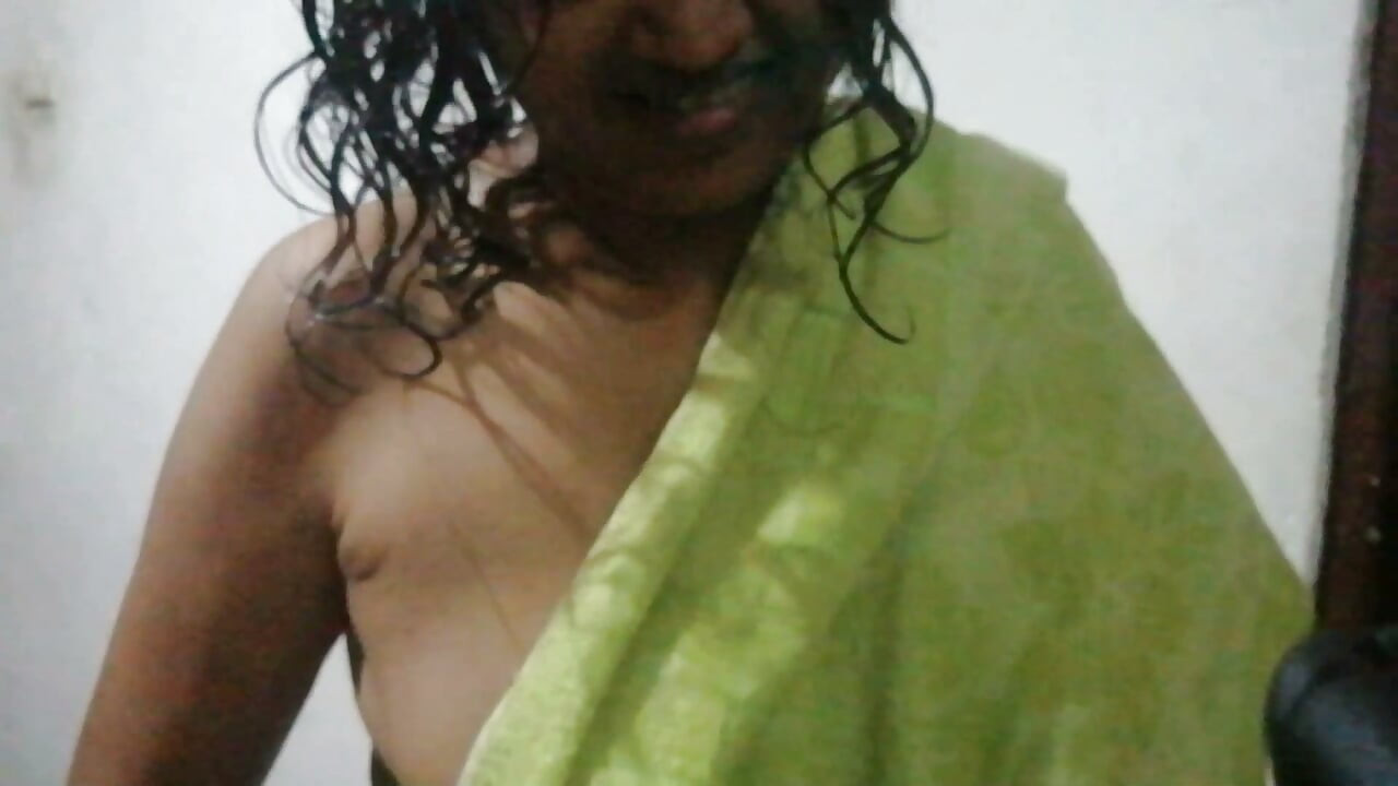 Towel desi starts to fuck OMG