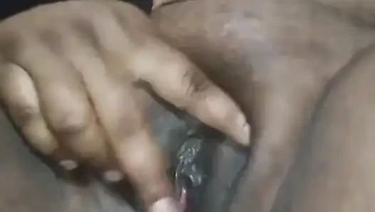 Savita yenge amına 12 mürekkep çubuğu soktu