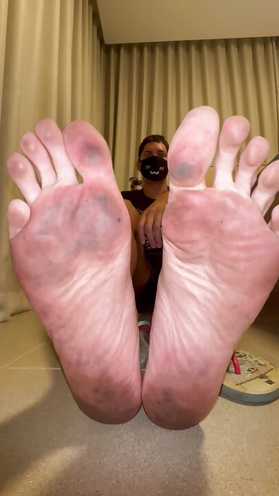 My dirty feet up close