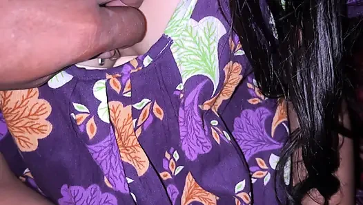 Üvey kız kardeşim ilk kez onu götten sikmemi istiyor.