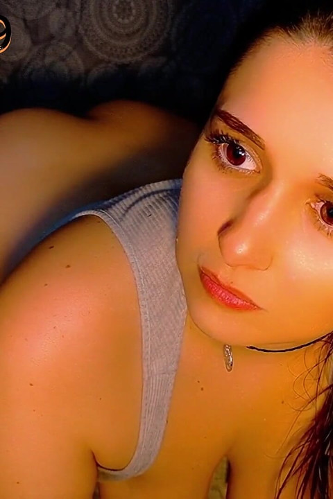 Camgirl Is Realy Horny