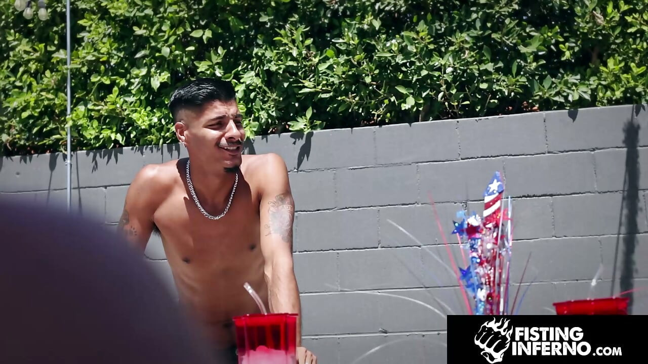 FISTING INFERNO - Eli Shaw Sneaks Off For Hardcore 4th Of July Anal And Fisting
