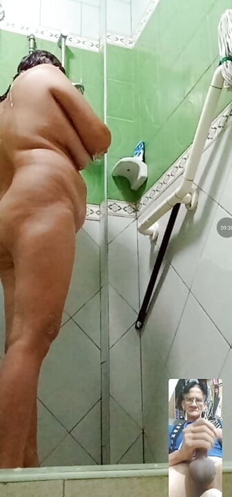 sex  video to my wife when she's taking a bath
