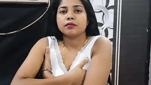 Istri India nunjukin pantat montok kakak ipar india dengan toket besarnya yang aduhai