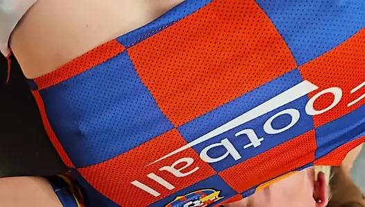 Cheerleader Fucks Footballer