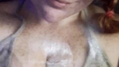 सहट्रिब्यूट पर बड़े स्तन रेड इंडियन freckles milf