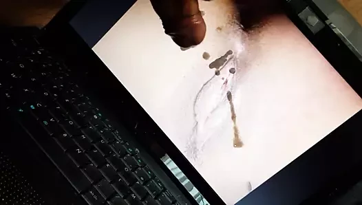 rimjobqueen666'ya saygı duruşu