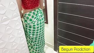Bhabhi Fucks with Tailor in His Shop