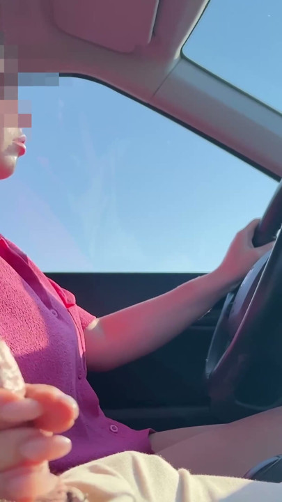 Risky Driving Handjob – Stroking Him While Steering | Clip 1