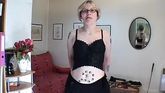 Submissive Stéphanie