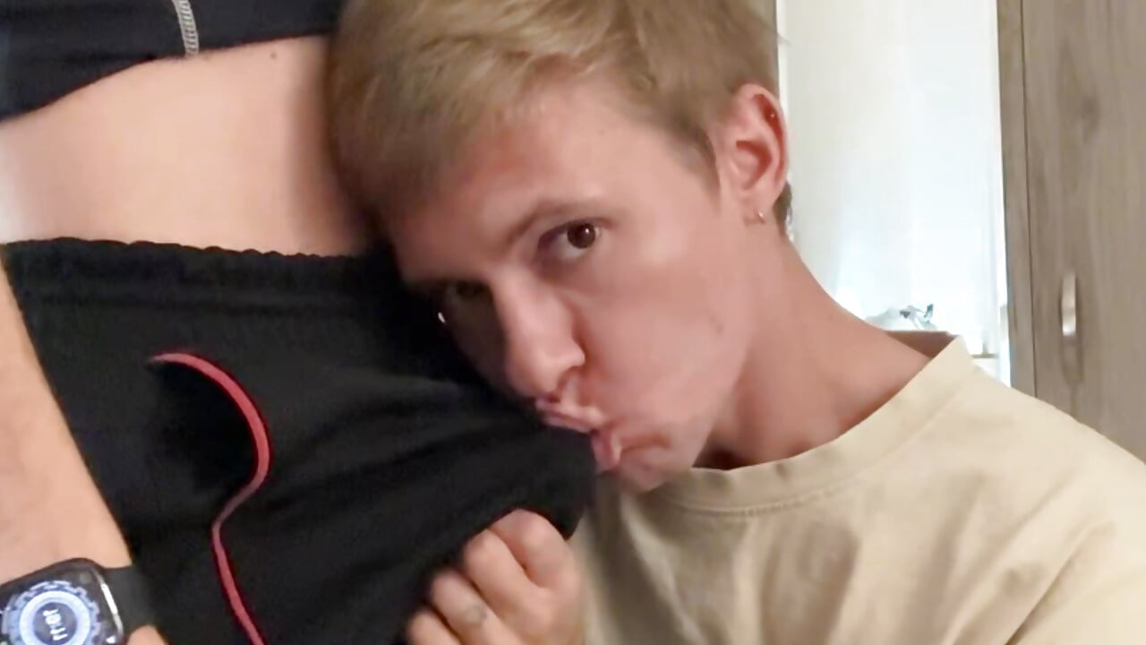 Part 1 Juicy, Par Sucks Stepbrother's Big