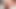 小柄な女の子がファックマシンで地獄の速さで自分の膣を突く