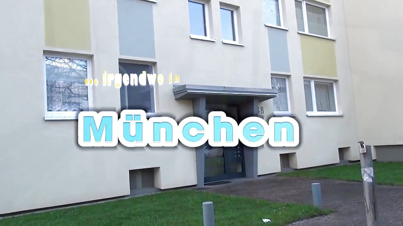 ¡La tetona caliente me monta!