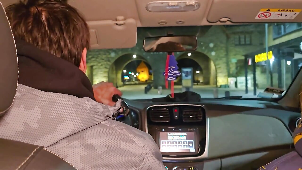 Dirty Sluts Sucking Dick in the Uber Before Party! Knock Knock Stream