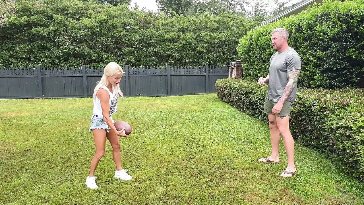 Futbol veya ben Jay Spears ve Tatiana Steele