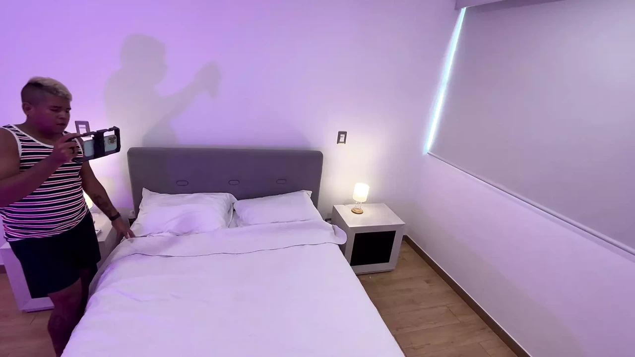 Stepmom shares bed and gets anal sex. Behind the scenes