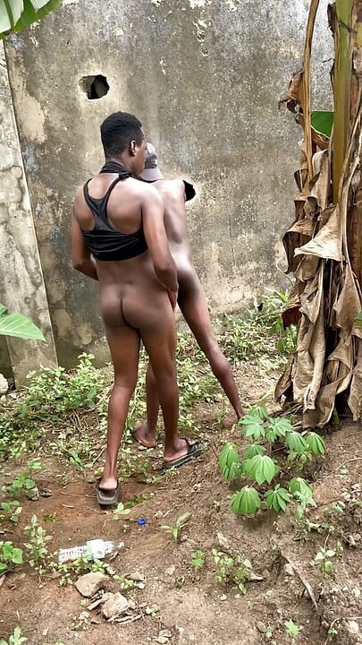 Bush Sex Is Sweet