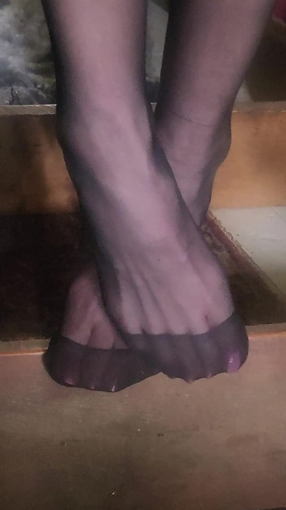 Goode κορίτσι μαύρο καλσόν λατρεία ποδιών POV JOI