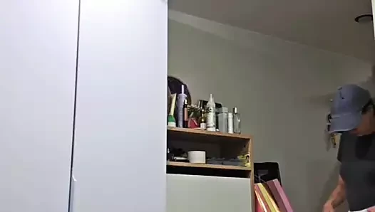 Sexy Moment: The art of undressing