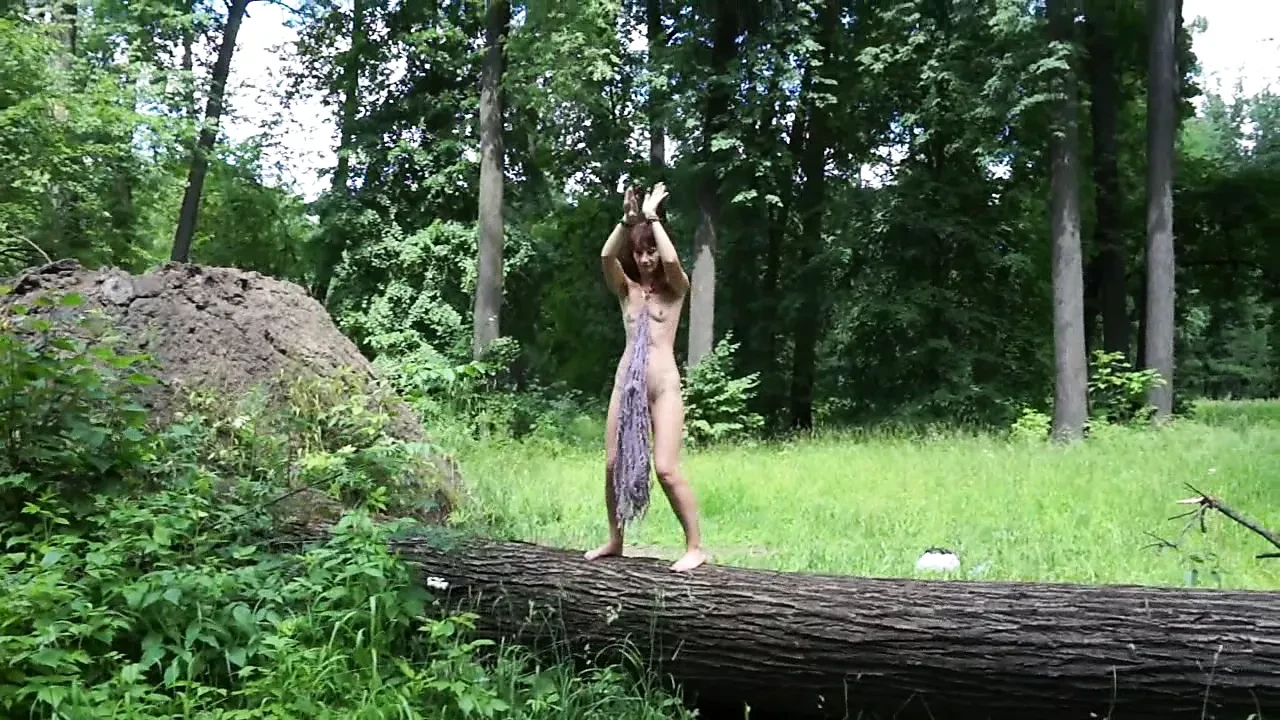 Стриптиз На Природе Эро Видео Стриптиз На Природе Эро Видео