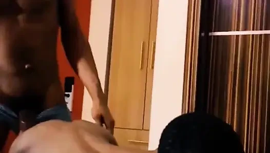 Kuzenimi Sikiyorum