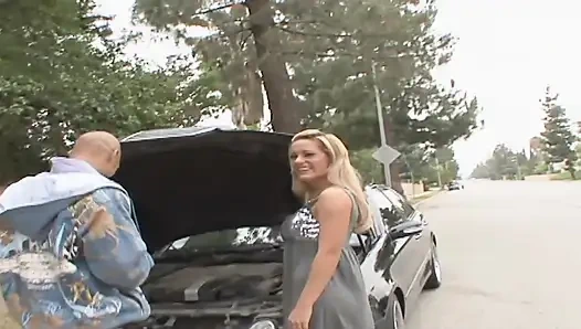 Long pumped cum bucket of Horny Teen bitch slit looks fine full of cumshot