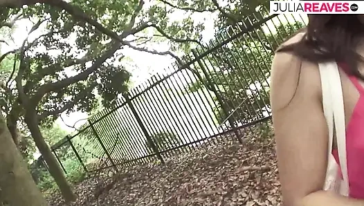 Ateşli kız sakso çektikten sonra amını yalatıyor ve sonra boşalmaya kadar sikiliyor