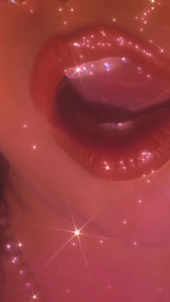 Iconic moment from "Goon for my Lips"