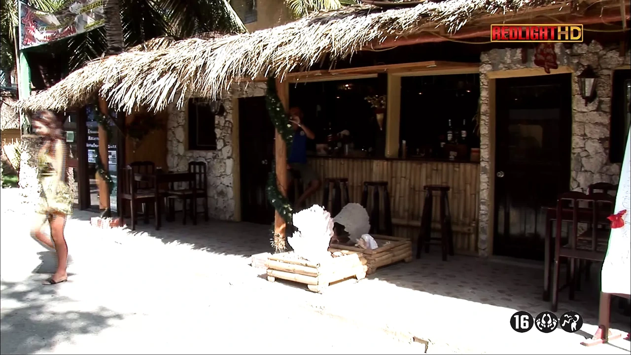 母亲和女儿的肛交假期