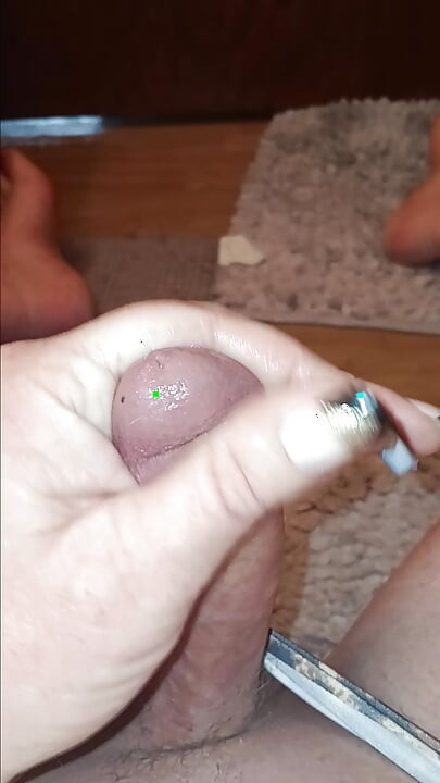 น้ําแตกจากควยตัวน้อยของกู