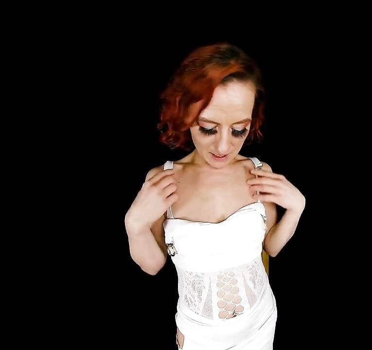 Firegirl - branlette dans les salles noires