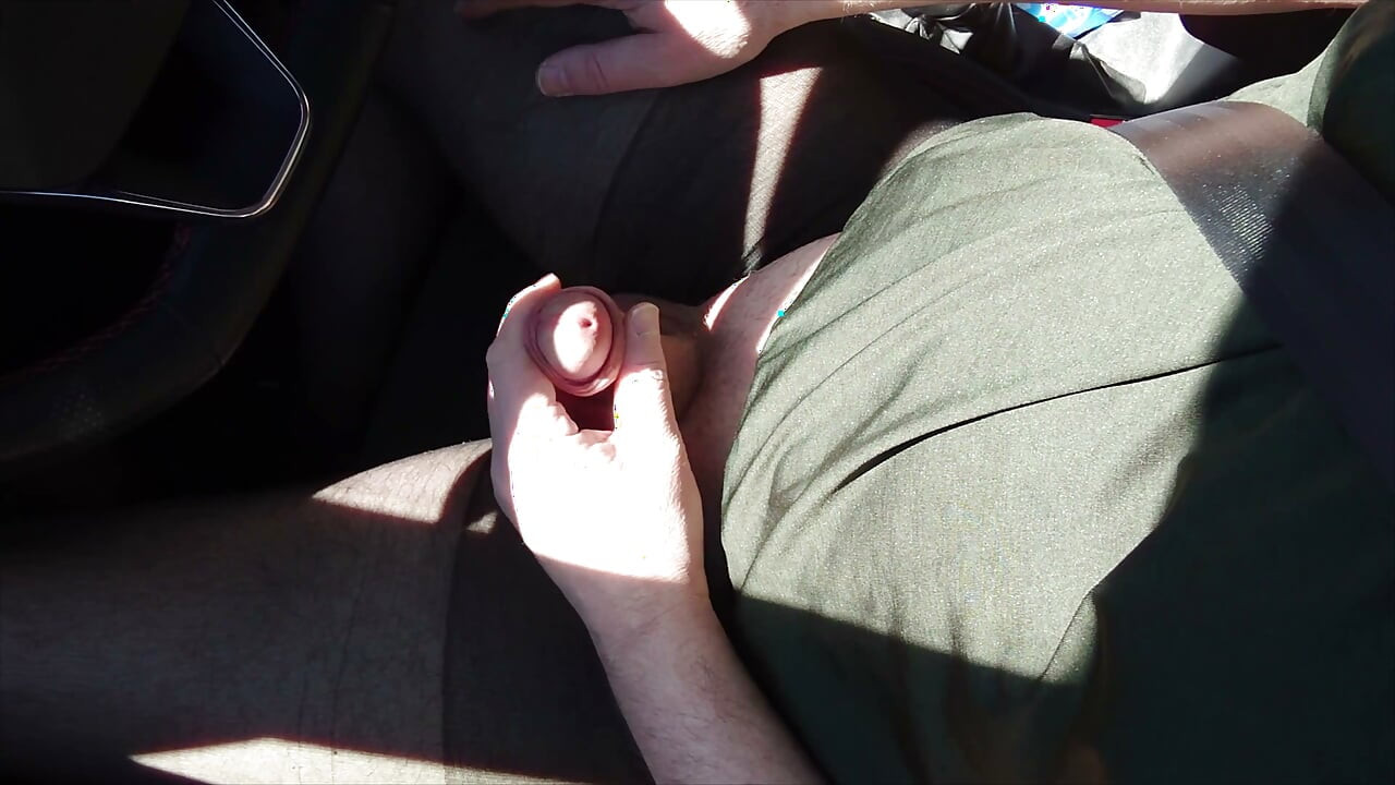 Pausa Sexy Con El Coche En Medias Negras